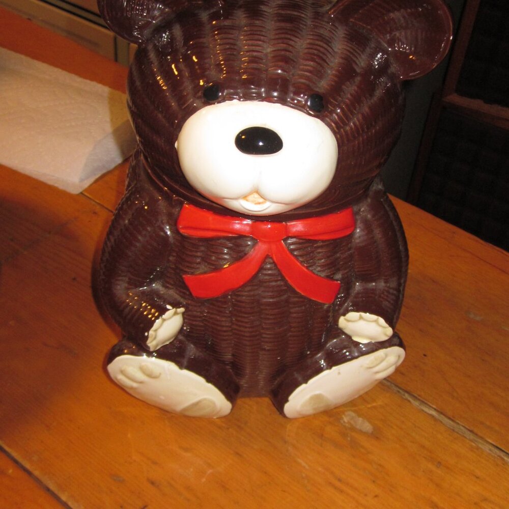 vtg MCM Cookie Jar Ceramic 60s basketweave teddy bear bottom marked Otgari Japan